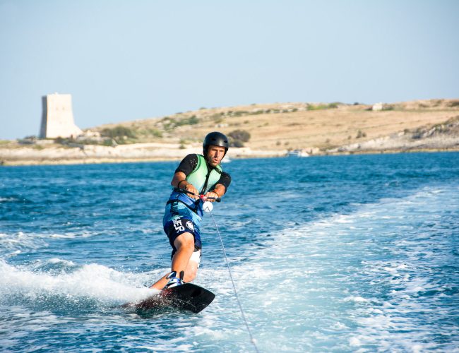 scuola-windsurf-768-surf-vieste-puglia-wakeboard-sup-affitto